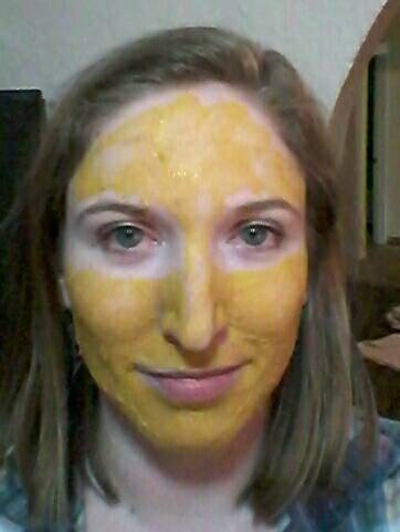 Turmeric Bentonite Clay Face Mask
